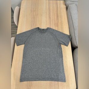Lululemon Men’s Metal Vent Tech Grey Size Large